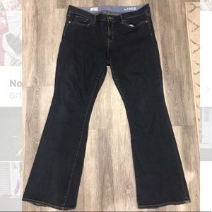Size 16 (33) Gap 1969 curvy bootcut jeans